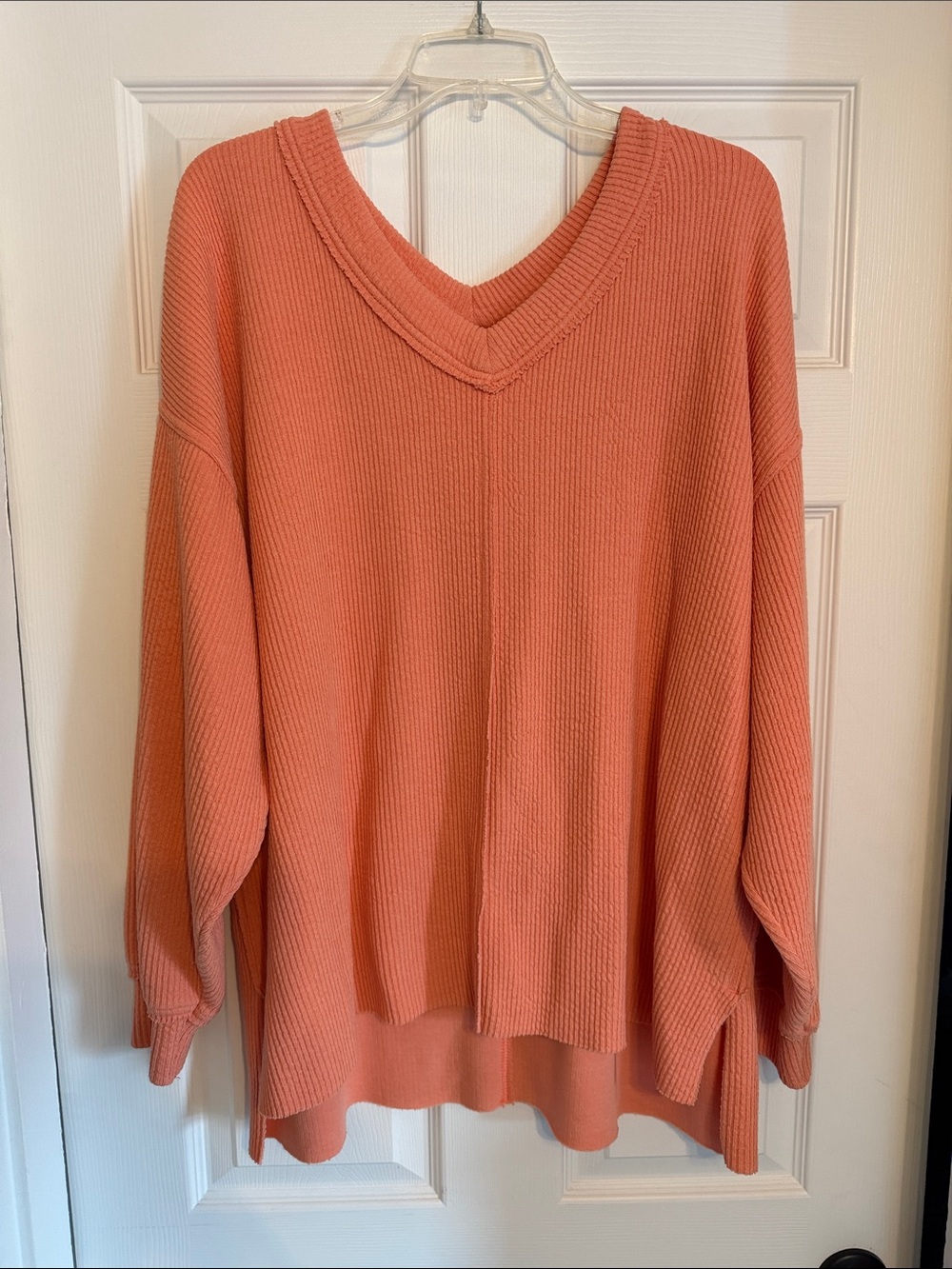 aerie V-Neck wonder sweater - Coral
